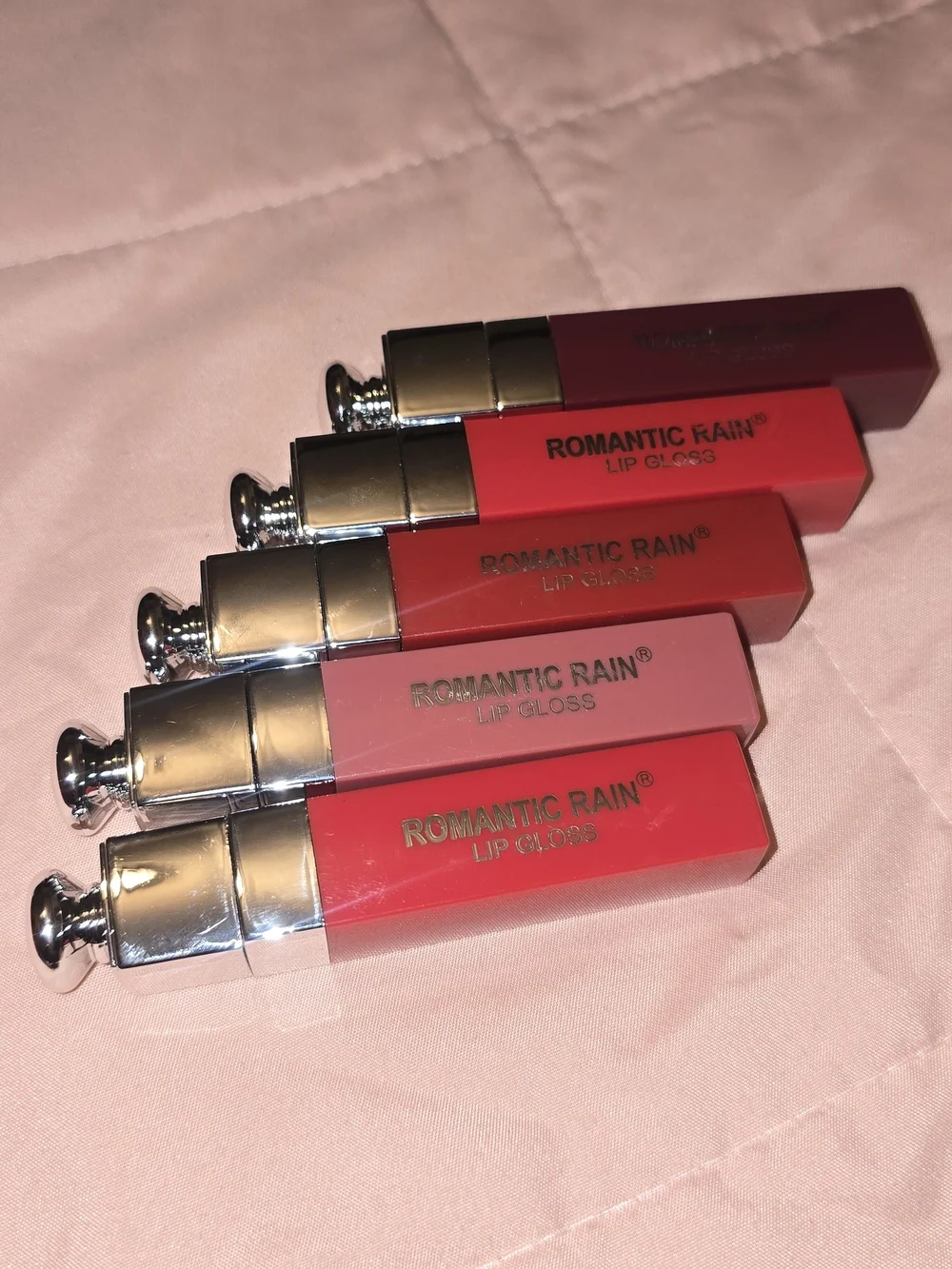 ROMANTIC RAIN Lip Gloss Set - Assorted colors